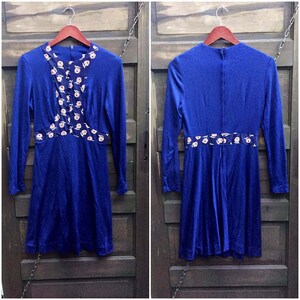 Vintage 60&#39;s Mod Long Sleeve Blue with Floral Accents Dress by Malibu Media size medium