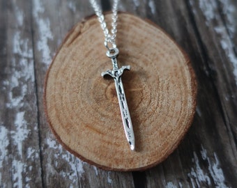 Gift Boxed - Throne of Glass Inspired Sword Necklace - Sterling Silver Chain - Costume Jewellery - Worldwide Shipping