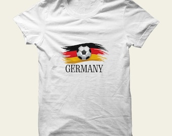 ドイツサッカーシャツ - 名前と番号入りカスタムドイツ国旗Tシャツ | パーソナライズされたドイツプライドシャツ | 複数の色から選択可能