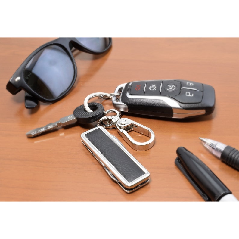 392 HEMI Multi-Tool Genuine Black Leather Key Chain Key-ring for Challenger