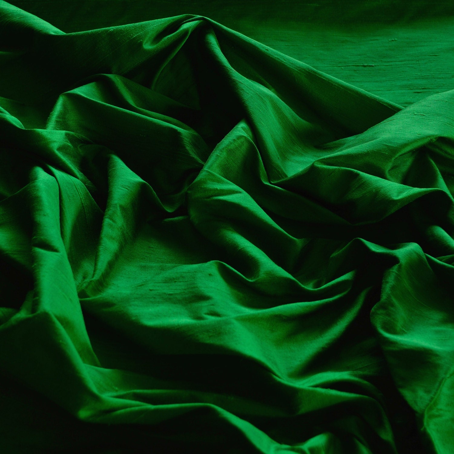 Emerald Green Dupioni Silk, 100% Silk, 44" By the Yard, 54"W By The Yard (S-110)