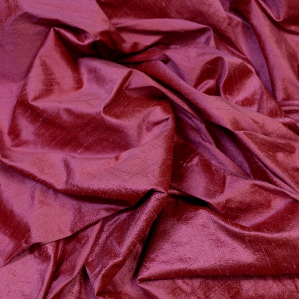 Soie Dupioni rose framboise irisée, tissu 100 % soie, 44 po. de large, par mètre (S-231)