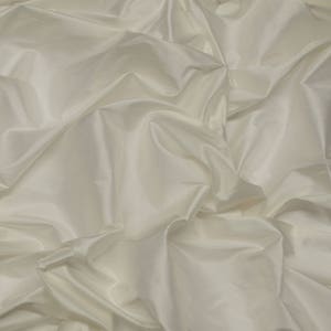 Iridescent Ivory White Shantung Silk, 100% Silk Fabric, 54" Wide, By The Yard (SF-5002)