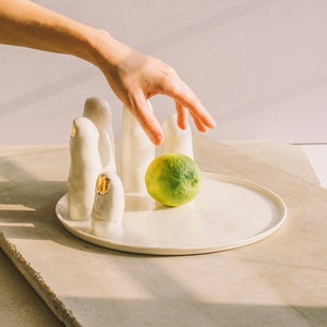 Moderne Keramik Badezimmer Accessoire Einzigartige Tablett Parfüm Display Handgemachte Keramik Kaffee Tisch Tablett Geschenk Dekorative Kerze Teller Obstschale