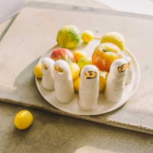 Modern Ceramic Decorative Tray Unique Coffee Table Trays Handmade Pottery Fruit Bowl Gift Eclectic Decor Candle Plate Bathroom Accessories