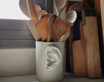 金輪付き耳形磁器花瓶：現代陶芸 - Etsy 日本
