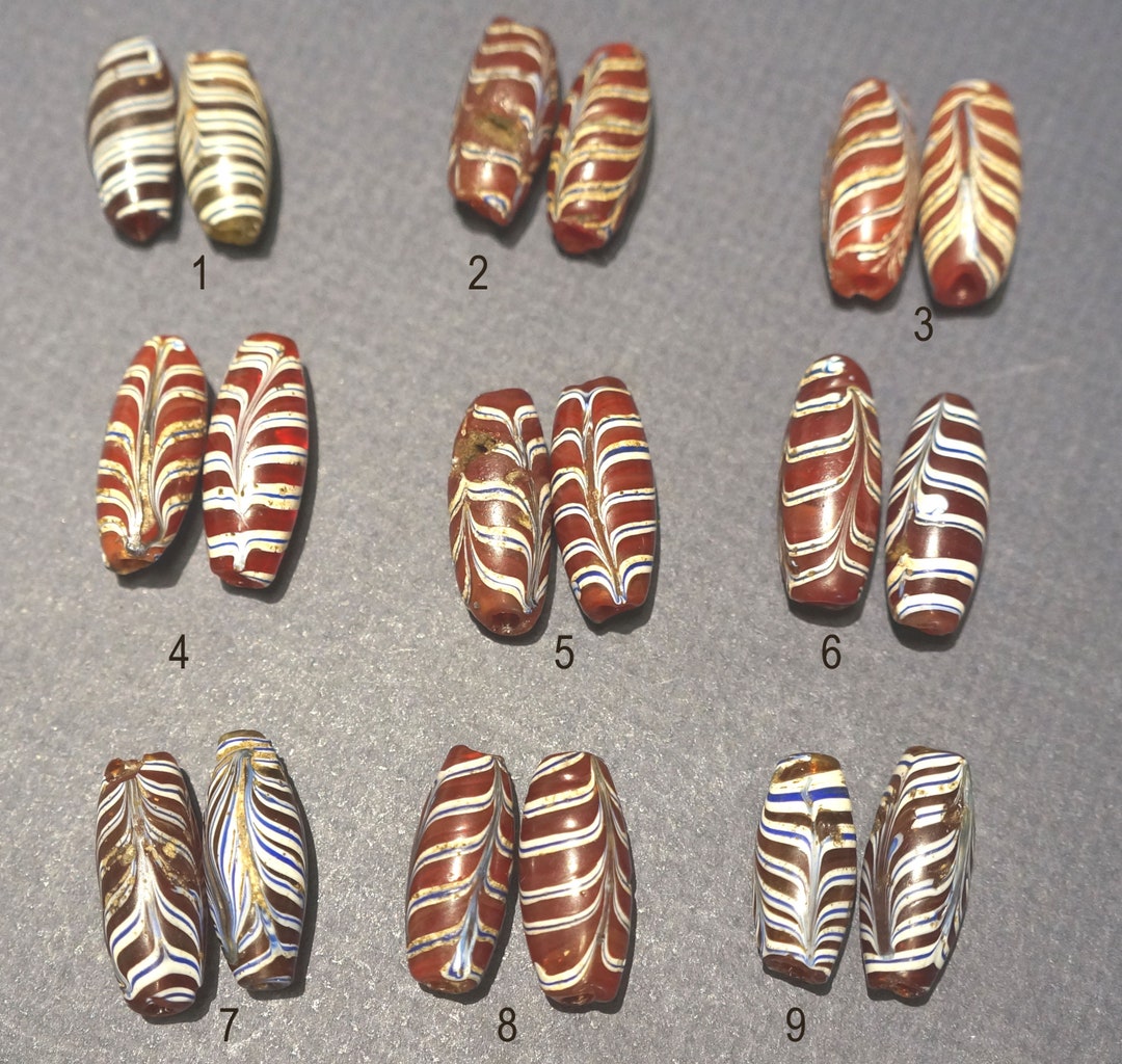 Set Antique Feather Bead or Combed Glass Bead, About 10x22 Mm