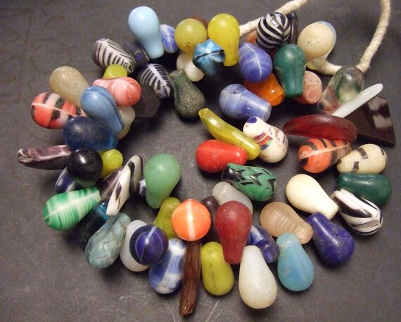 Pair of Old African trade Mali wedding beads AfBdPk39 15x24 mm or dun duns green