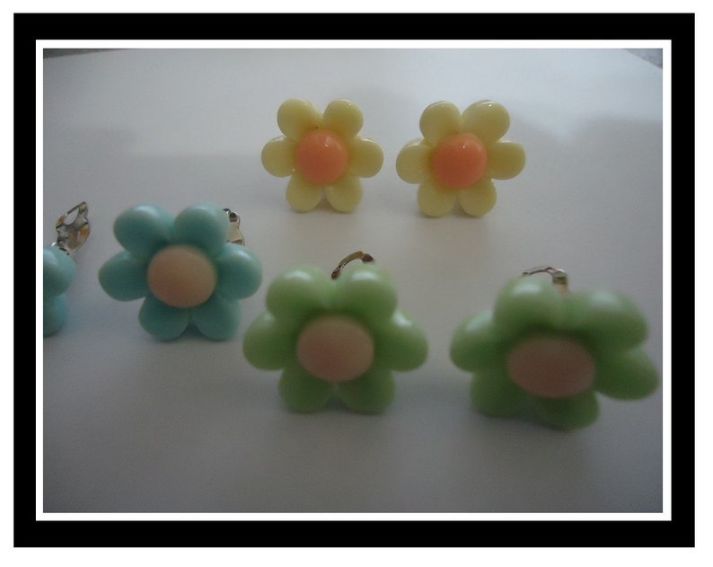 Pairs Includes Gift Box Pastel Flower Girls Clip On Earrings Pretty Flower Earrings Silver Plate Back Earrings Girls Dress Up Party Play 5