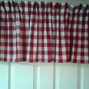 Berry color Buffalo Valance 52&quot; wide x 15&quot; Long. Lined in White