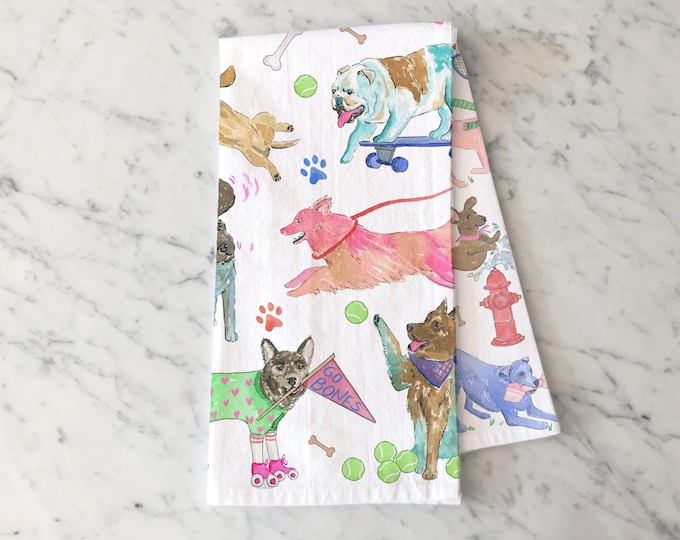 Colorful Dogs Tea Towel, Playful Puppy Tea Towel, Dog Decor, Dog Lover Gift, Kitchen Home Decor, Dogs Kitchen Towel