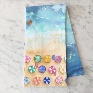 Beach Tea Towel, Summer Kitchen Decor, Coastal Towel, Summer Decor, Flour Sack Cotton Hand Towel, Beach House Decor, Beach Umbrella Scene