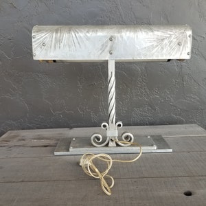 Mid-Century Modern Aluminum Desk Lamp by Wendell August Forge image 9
