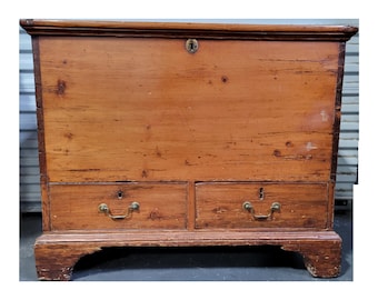 Antique American Pine Blanket Chest / Trunk