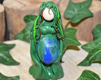 Goddess Gaia Mini Statue or Figurine, Pagan Decoration Altar Decoration Pagan Ornament