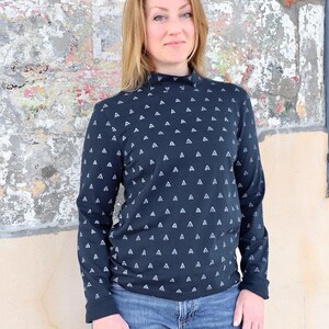 Navy Blue and White Triangle Print Organic Cotton Turtleneck Long Sleeve Top - Fair Trade - Handmade