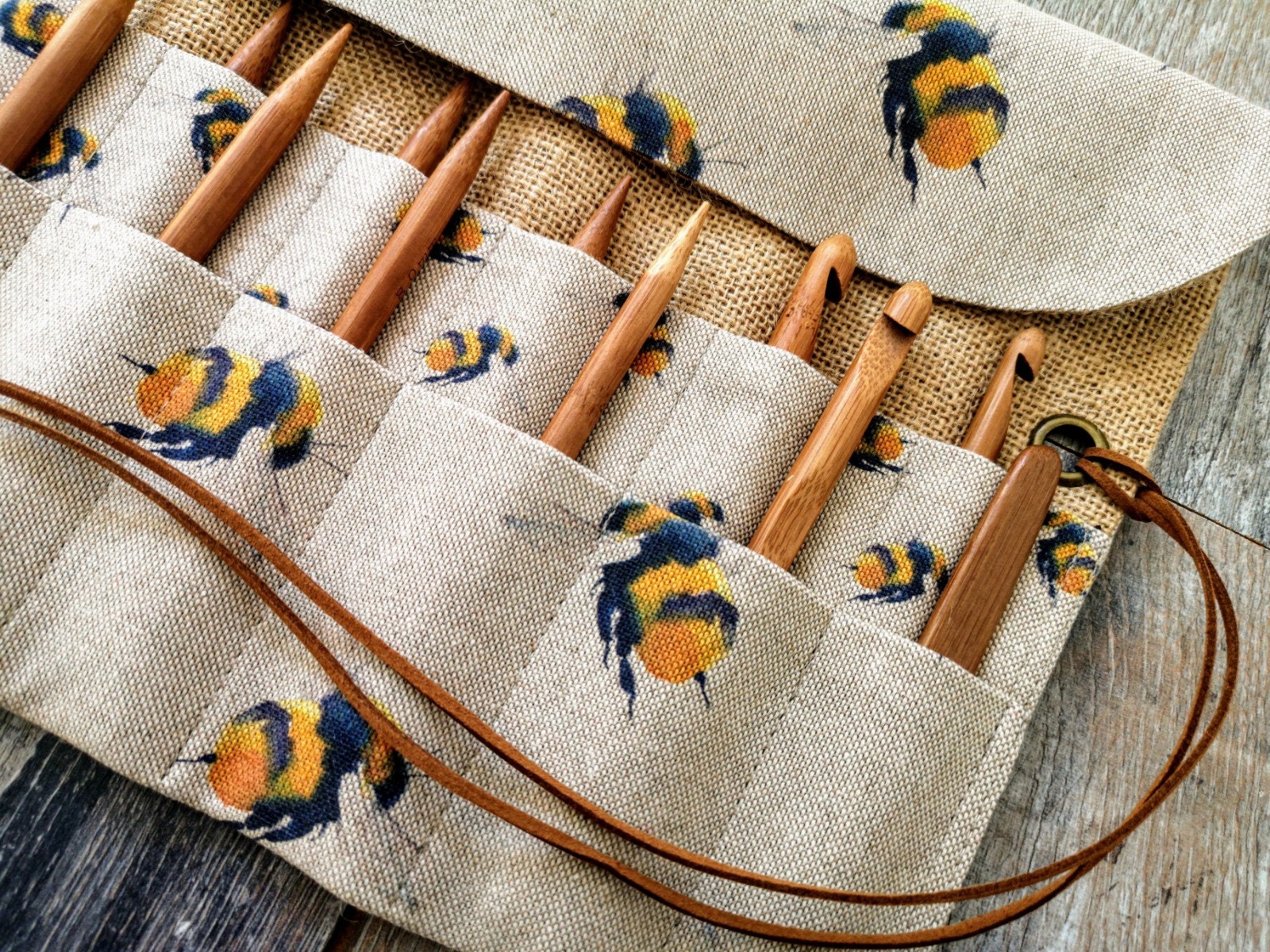 Bee Print Crochet Hook/knitting Needle Roll: Burlap Organizer - Etsy
