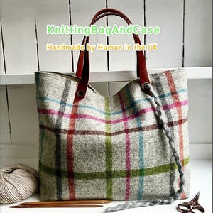 British Wool Craft Project Tote Bag with Leather Handles 9 internal pockets