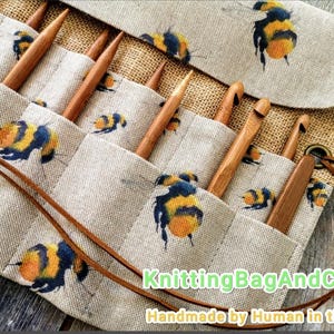 Rolo de agulha de crochê/agulha de tricô com estampa de abelha: organizador de estopa