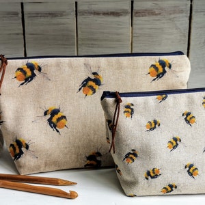 BEE ソックス プロジェクトバッグ 針フック 2本針ホルダーケース ジップポーチ ペン 鉛筆 コスメバッグ 手作り 生地 ギフト 誕生日 クリスマス