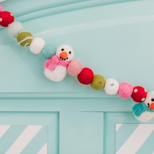 Felt Snowman | Christmas Snowman garland -Whimsical Christmas Garland -Felted Snowman -Red Felt Balls -Green Felt Balls -Red and Green Decor