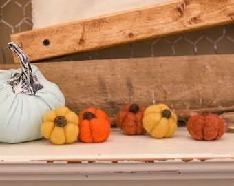 Felt Pumpkins -Mini Pumpkins -Wool Pumpkins -Fall Decor -Halloween Decor -Pumpkin Garland -Felt Shapes -Fall Pumpkins -Pumpkin decorations