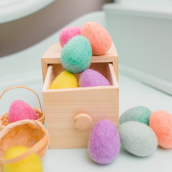 Pastel Easter Eggs -Mini Felt Eggs -Easter Decorations -Felt Easter Eggs -Mini Chicken Eggs -Farm Table -Felt Food -Rustic Country decor -