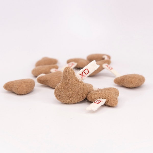 Felt Chocolate Kisses: Wool Valentines Treat, Pretend Play Food