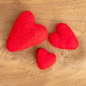 Red Felt Hearts -Felt Hearts -Red Hearts -Valentines Banner -Heart Felt garland -Hearts -Heart Garland -Valentine&#39;s Day Decorations -Heart