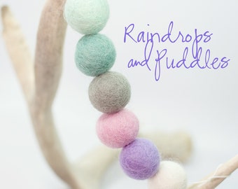 Guirnalda de bolas de fieltro pastel: decoración de Pascua de primavera