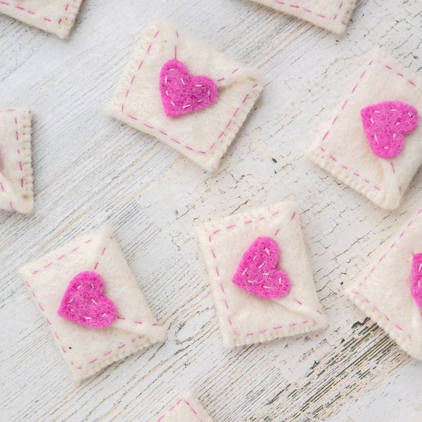 Pink Heart Valentines Note | Felt Envelope | Love Letter | Lunchbox Note | Valentines Day Decor  | Handmade Valentines