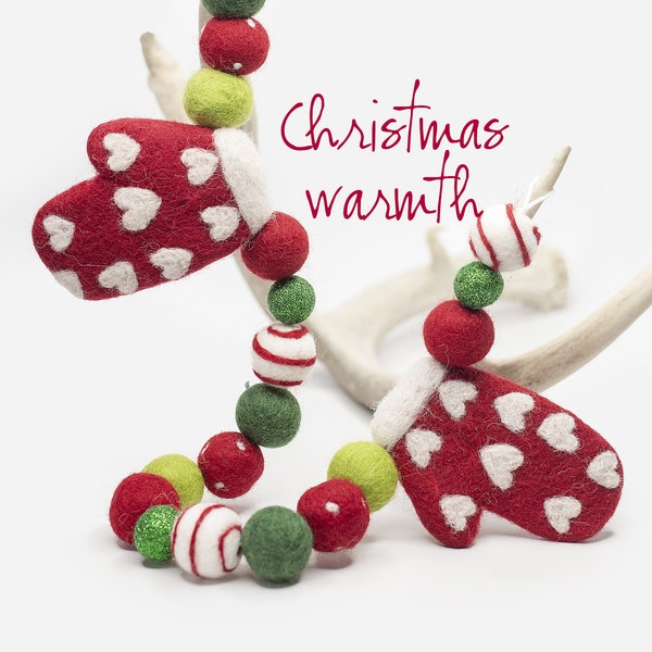 Christmas Warmth | Felt Heart Garland | Mitten Garland | Felt Gloves | Christmas garland | Red & Green Banner | Christmas decor | Whimsical