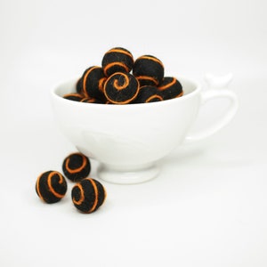 Black with Orange Swirls Felt Balls -Halloween Wool Felt Pom Poms - Black Wool Felt Balls -Swirl felt balls *Pom Garland -Felt Ball Garland