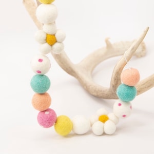 Spring Flowers | Spring Garland | Pink Yellow | Felt Flower | Yellow & Aqua | Felt Bloom | Spring Banner | Flower Banner | Spring Mantle