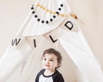 Black and White Garland -Black and White Christmas -New Year's Eve Decorations -Black Poms -White Poms -New Year's Eve Party -Midnight