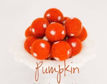 Pumpkin Felt Balls -100% Wool Felt Poms -Deep Orange Wool Felt Poms *Garland -Felt Ball Garland - Polkadot felt balls *2CM