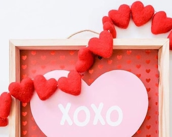 Handmade Felt Heart Garland: Valentine's Day Decor