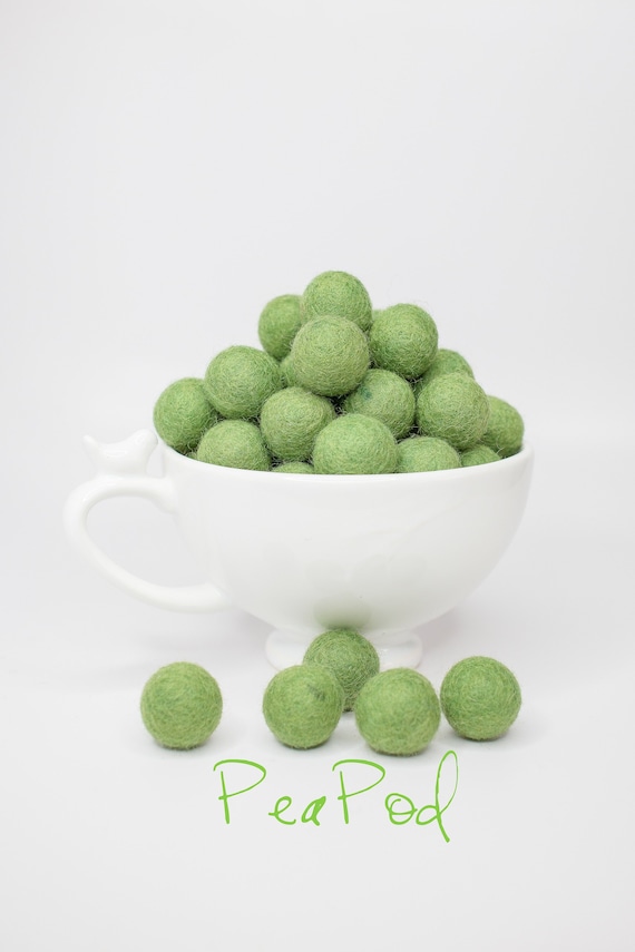 Loose felt balls- Wholesale- 100% wool- 2.5 cm- Mix and Match- Felt Balls-  Felt balls only (not strung on a garland)