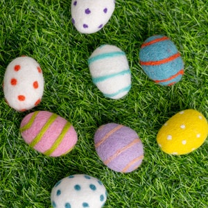 Mixed Jumbo Easter Eggs -Felt Eggs -Easter Decor -Felt Easter Eggs -Chicken Eggs -Felt Food -Eggs - Rustic Country decor -