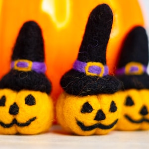 Jackolantern | Witch Pumpkin | Wool Pumpkin | Fall Decor | Halloween Decor | Pumpkin Garland | Felt Shapes | Fall Pumpkins | Halloween decor