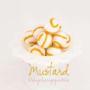 Mustard Swirl Felt Balls -100% Wool Felt Poms -Yellow Wool Felt Poms *Pom Garland -Felt Ball Garland -Swirl balls -felt balls *2CM