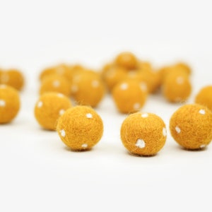 Warm Gold Polkadot Felt Balls -100% Wool Felt Poms -Yellow Wool Felt Poms *Pom Garland -Felt Ball Garland -balls - Polkadot felt balls
