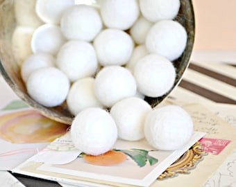 White Wool Felt Balls: 2.5 cm DIY Pom Poms