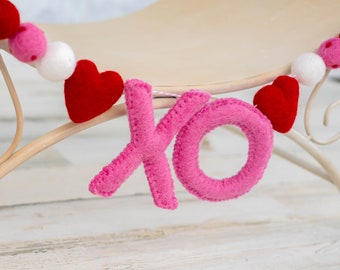 XO Valentines Garland | Felt Kiss | Felt Hearts | Valentines Day Celebration | Felt Word Garland