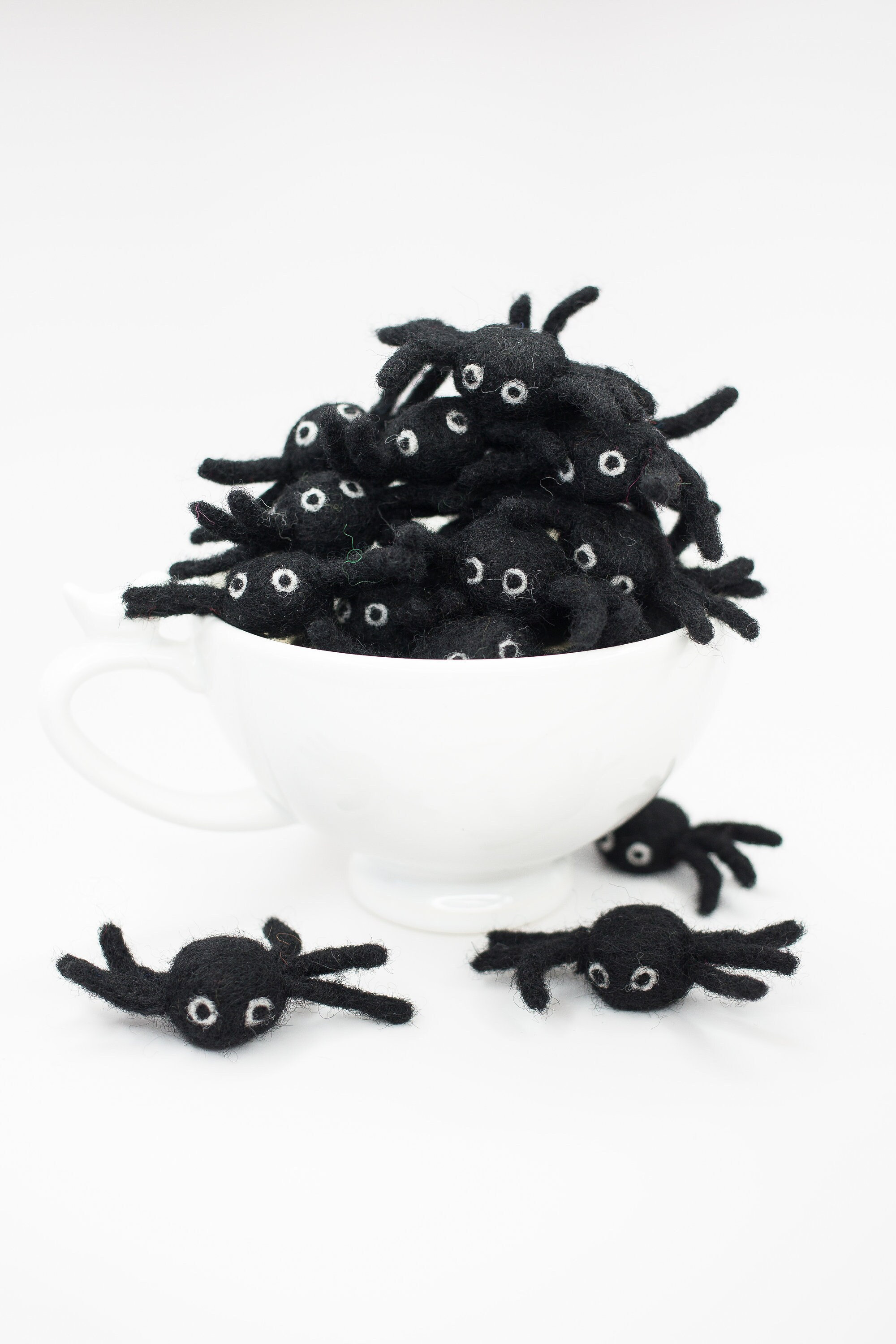 Mini Black Felt Spider: Halloween Decor, Black Wool Spiders