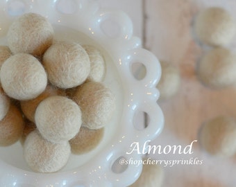 ALMOND Light Tan Felt Balls | 2.5 cm Pom Balls | 100% Wool Felt Balls | Felt Pom Poms | Loose Felt Balls | DIY Pom Garland | Wholesale