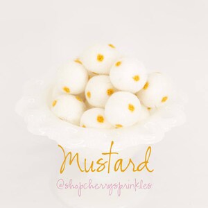 Mustard polkadot Felt Balls -100% Wool Felt Poms -Yellow Wool Felt Poms *Pom Garland -Felt Ball Garland - Polkadot felt balls *2CM