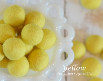 Lemon Yellow Felt Balls | 2.5 cm Pom Balls | 100% Wool Felt Balls | Felt Pom Poms | Loose Felt Balls | DIY Pom Garland | Wholesale