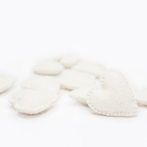 Stitched White Felt Hearts -Felt Hand stitched Hearts -Valentine&#39;s Hearts -Valentines Garland -Heart Felt garland -Valentine&#39;s Day Decor