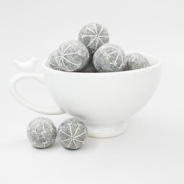 Gray Felt Snowflakes -Gray and White Felt balls -Embroidered Snowflake Felt Balls  -Christmas Garland -Christmas Decor -Snowflake Garland